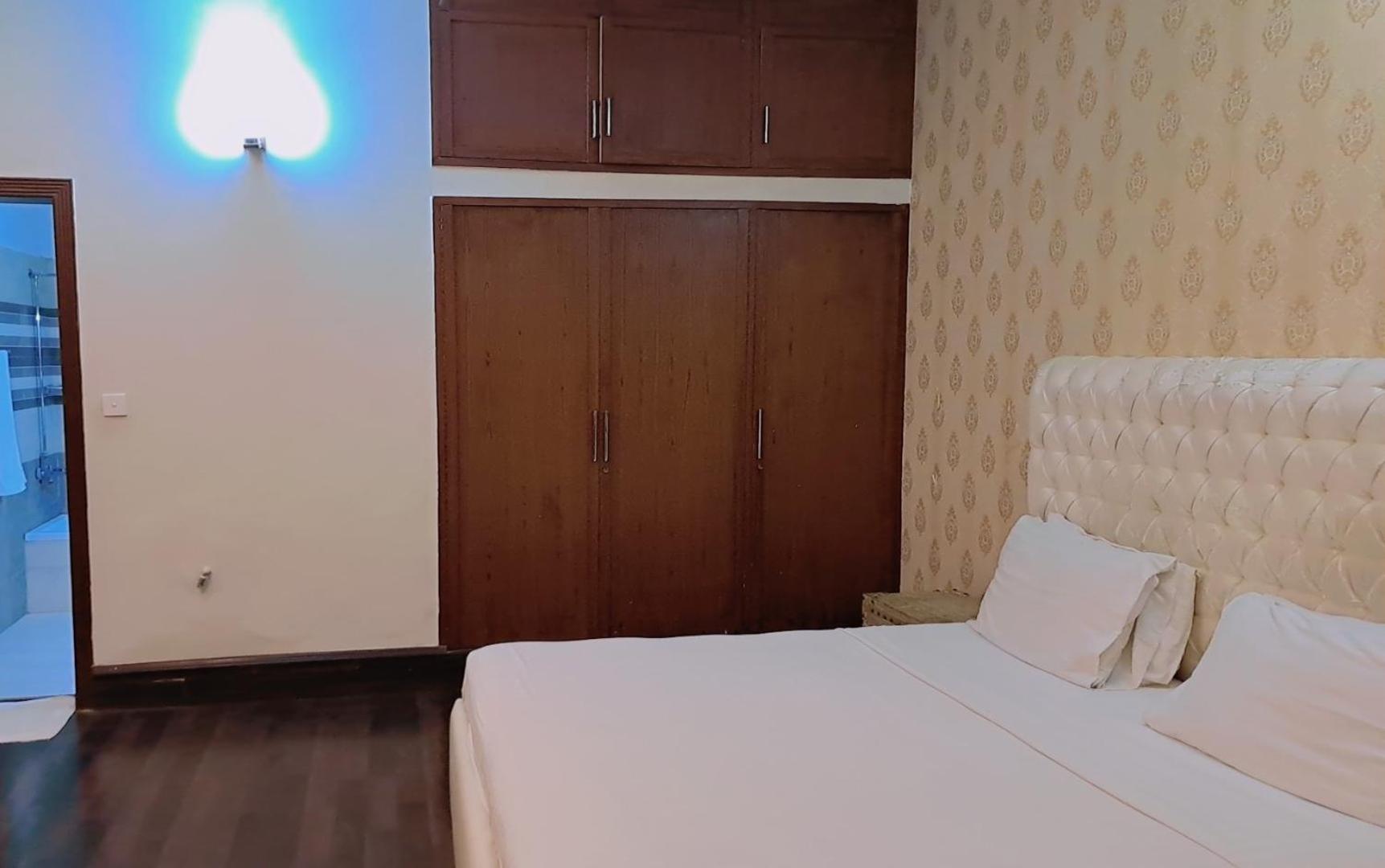Royal Grace Guest House Islamabad Extérieur photo