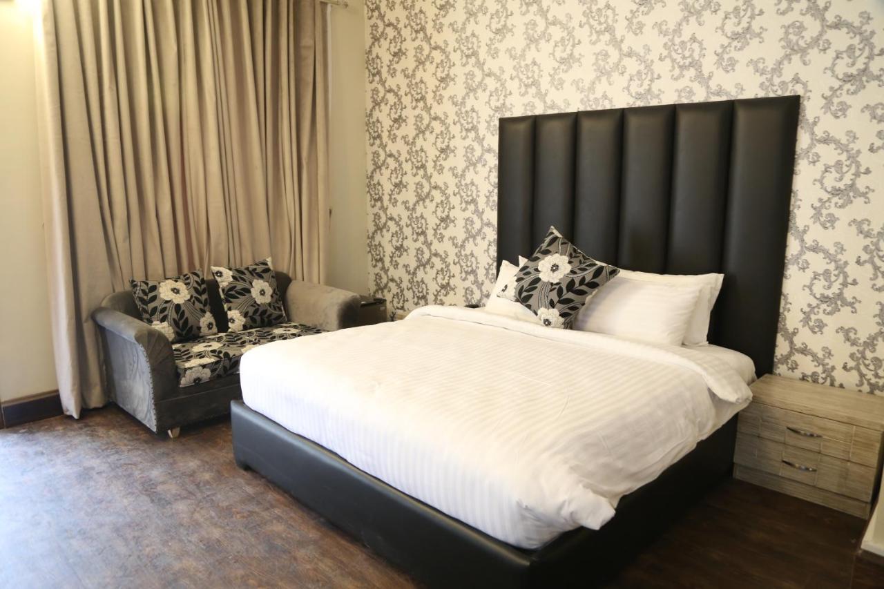 Royal Grace Guest House Islamabad Extérieur photo