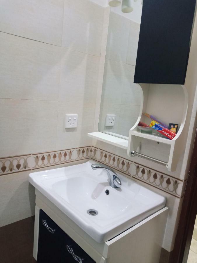 Royal Grace Guest House Islamabad Extérieur photo